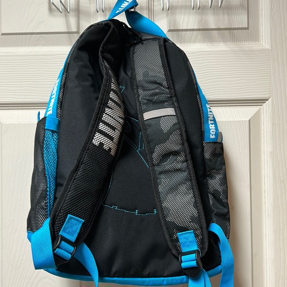 Fortnite Used Backpack - Picture 2 of 3